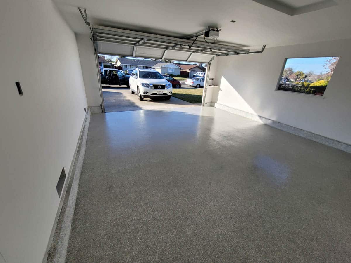 Epoxy flakes residential