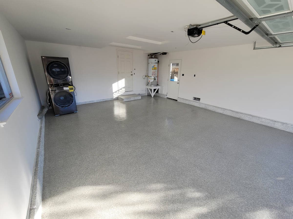 Epoxy flakes residential